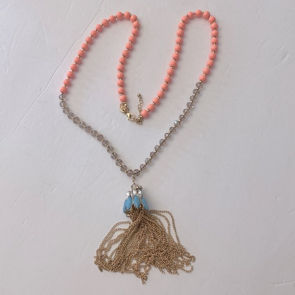 Vintage 70’s beaded long gold tassel pendant necklace crown 👑 style 40”L - Picture 10 of 11